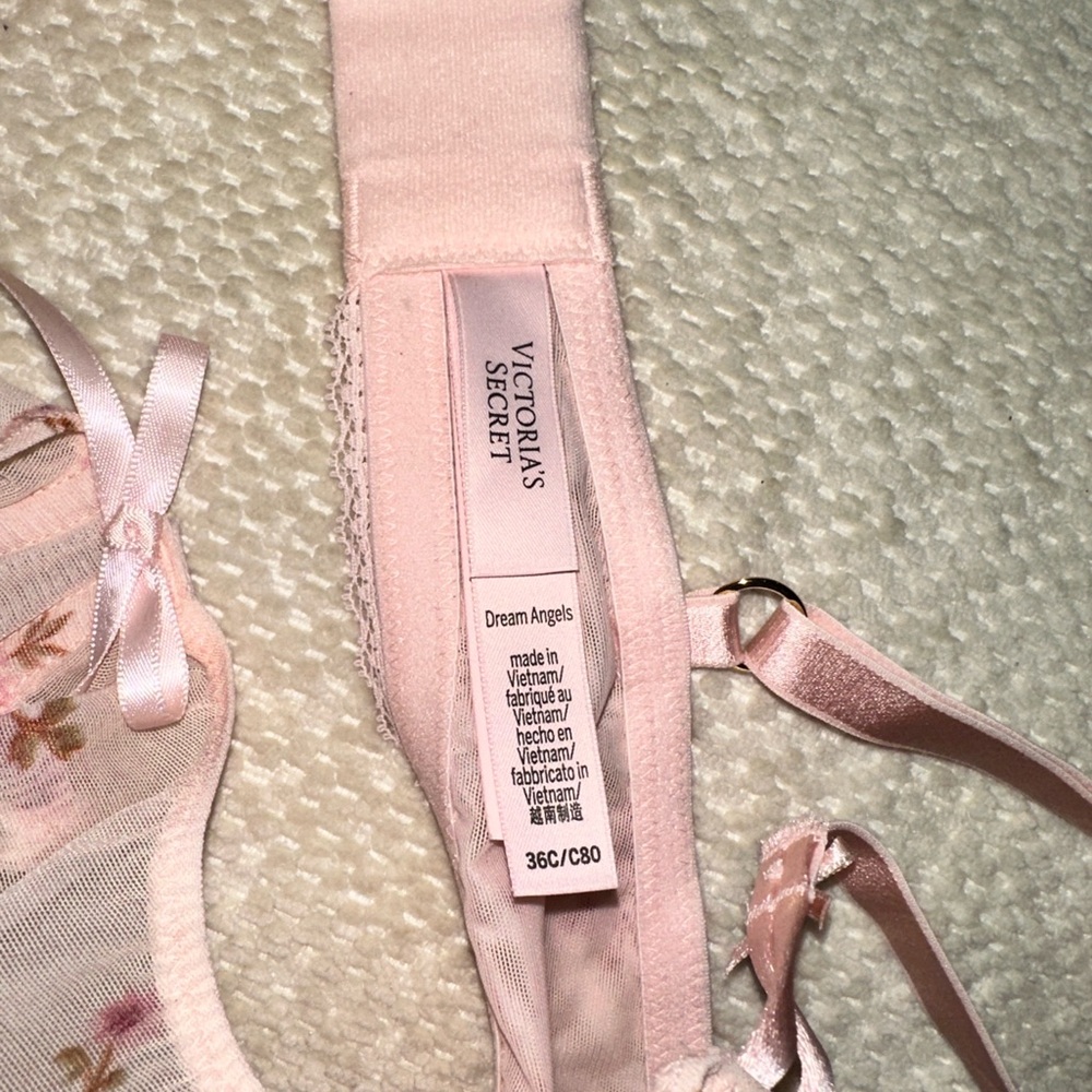 Victoria's Secret Pink Floral Lace Bra - Picture 5 of 8